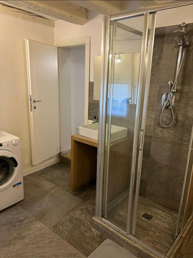 Central Lovely Typical Rooms Rialto Venezia Esterno foto