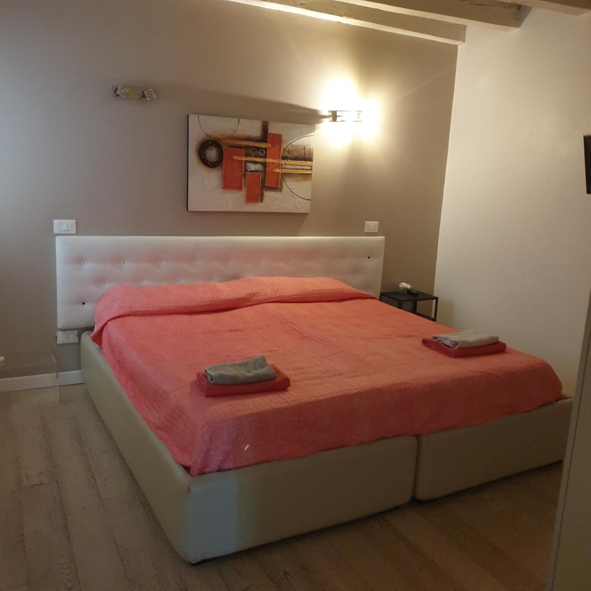 Central Lovely Typical Rooms Rialto Venezia Camera foto